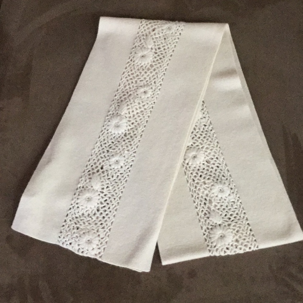 White Wool Scarf